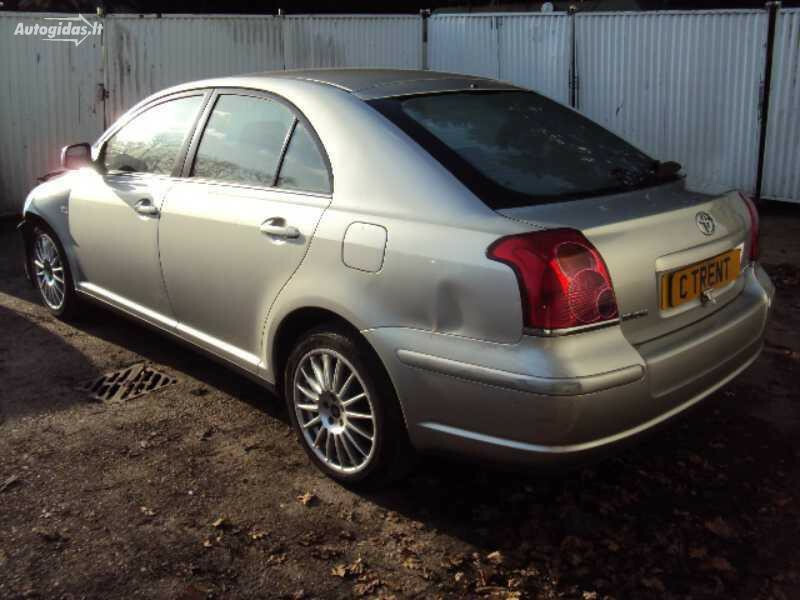 Photo 4 - Toyota Avensis II 1.8lx 2004 y parts