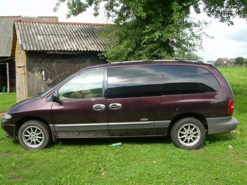 Photo 6 - Chrysler Grand Voyager II 1996 y parts