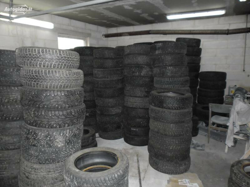 Photo 1 - Continental R15 universal tyres passanger car