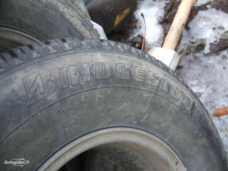 Photo 2 - Bridgestone R15 universal tyres passanger car