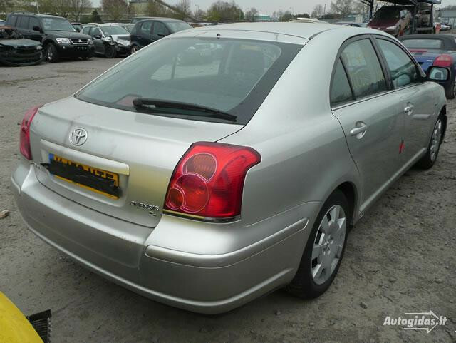 Photo 2 - Toyota Avensis II 2005 y parts