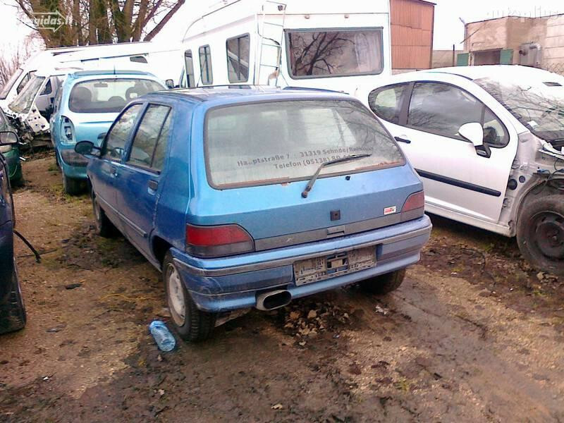 Photo 1 - Renault Clio I 1993 y parts