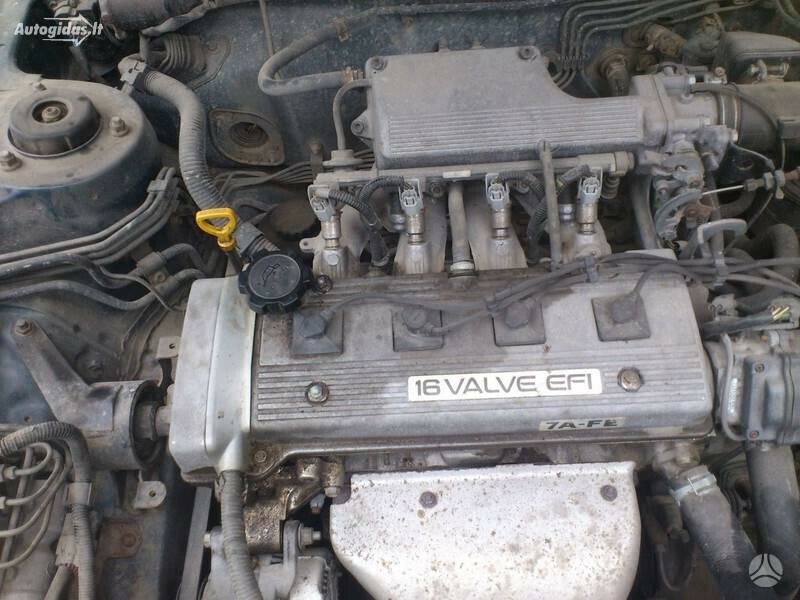 Photo 3 - Toyota Celica 1997 y parts