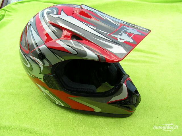 Photo 3 - Helmets MAX 606