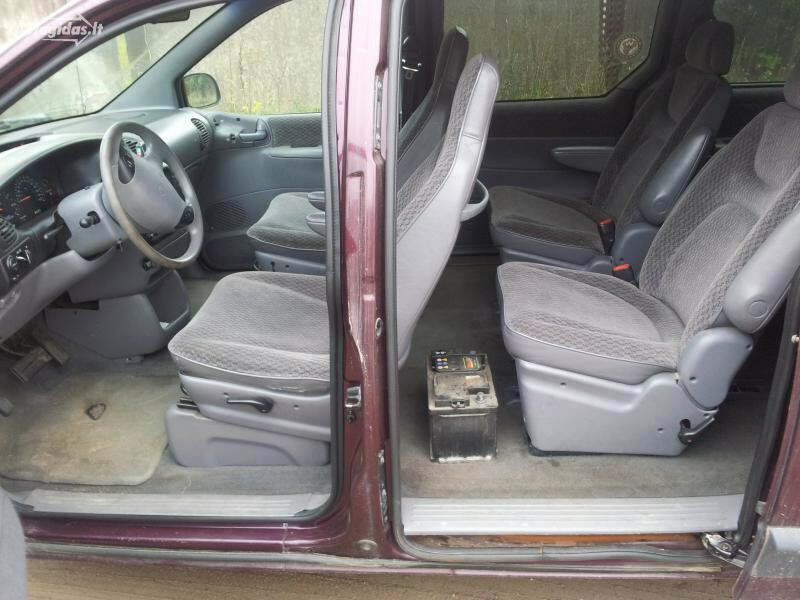 Photo 5 - Chrysler Grand Voyager II 1998 y parts