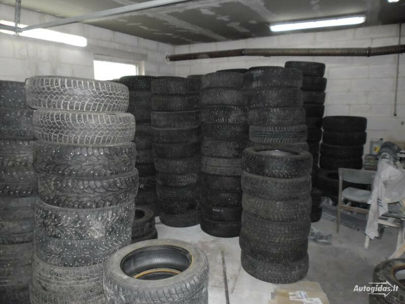 Photo 1 - Pirelli R15 universal tyres passanger car