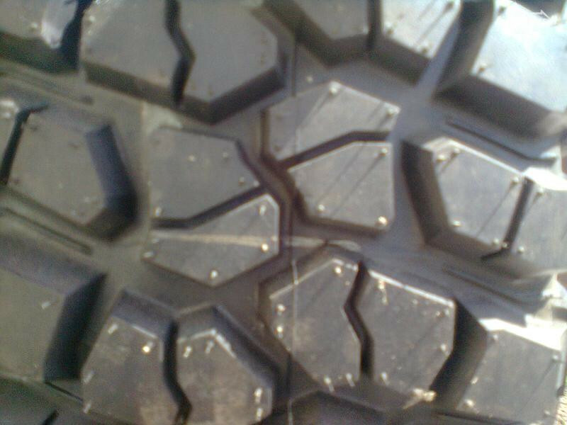 BFGoodrich M/T R17 245/70 R17 universal tyres trucks and buses