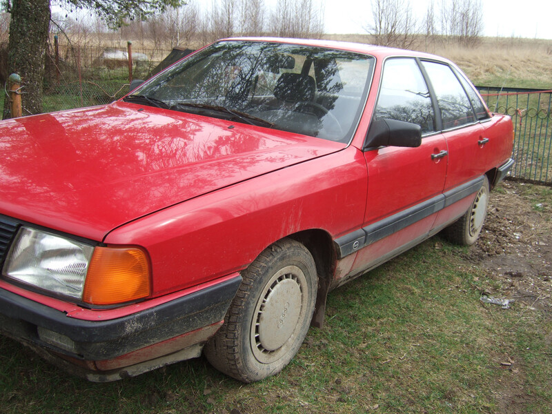 Audi 100 C3 CC 1986 y