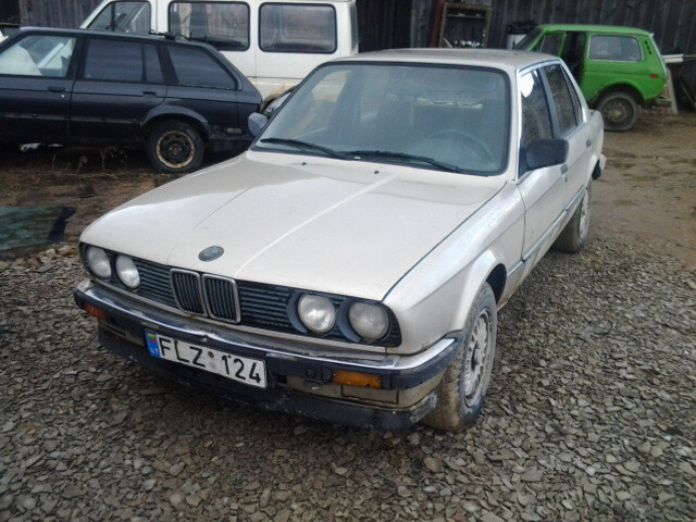 Фотография 3 - Bmw 324 E30 2.4td 1989 г запчясти