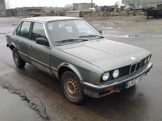 Nuotrauka 4 - Bmw 324 E30 2.4td 1989 m dalys