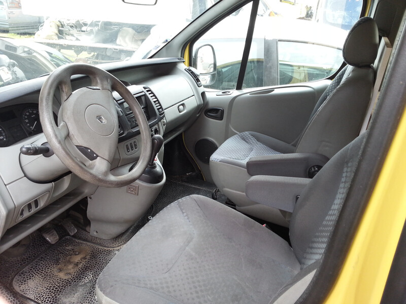 Фотография 3 - Renault Trafic 2010 г запчясти