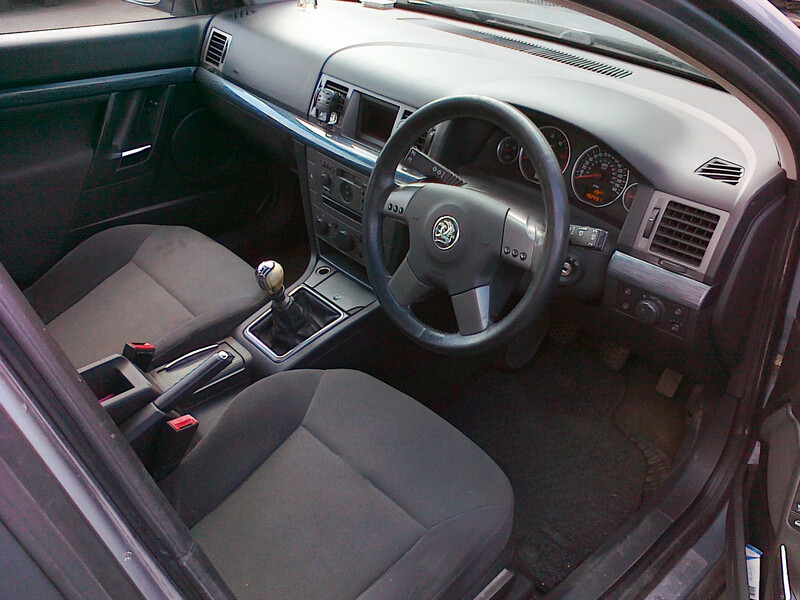 Nuotrauka 3 - Opel Vectra C 1.9 CDTi 2004 m dalys