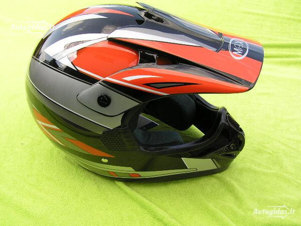 Photo 4 - Helmets MAX 606