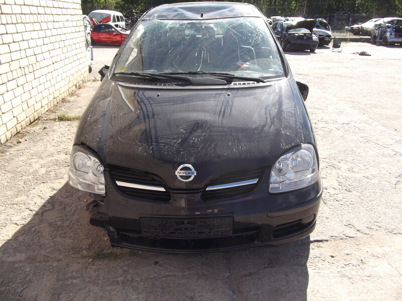 Photo 1 - Nissan Almera Tino 2003 y parts