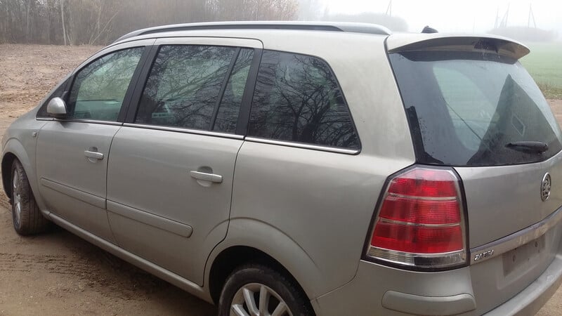 Фотография 4 - Opel Zafira B 2007 г запчясти