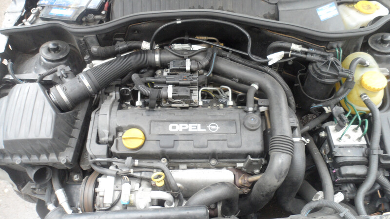 Nuotrauka 4 - Opel Corsa C 2004 m dalys