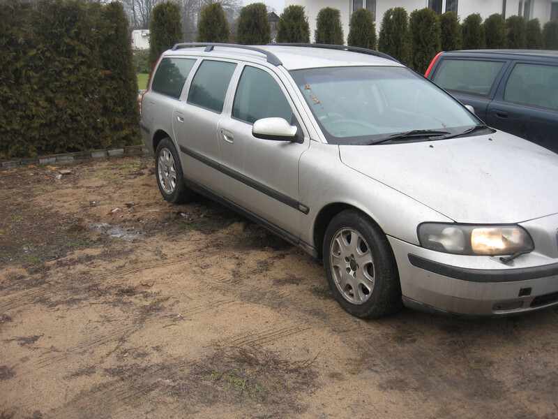 Nuotrauka 6 - Volvo V70 II 2002 m dalys