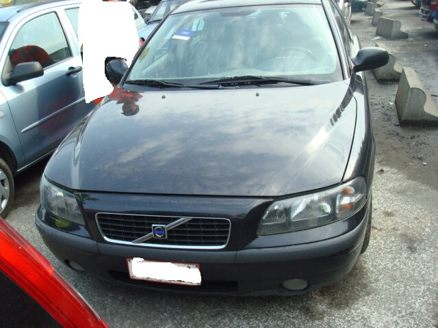 Volvo S60 I D5 120kw Automatic 2003 y parts