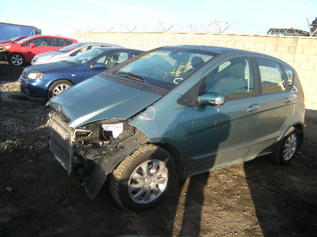 Photo 3 - Mercedes-Benz A 180 W169 2005 y parts