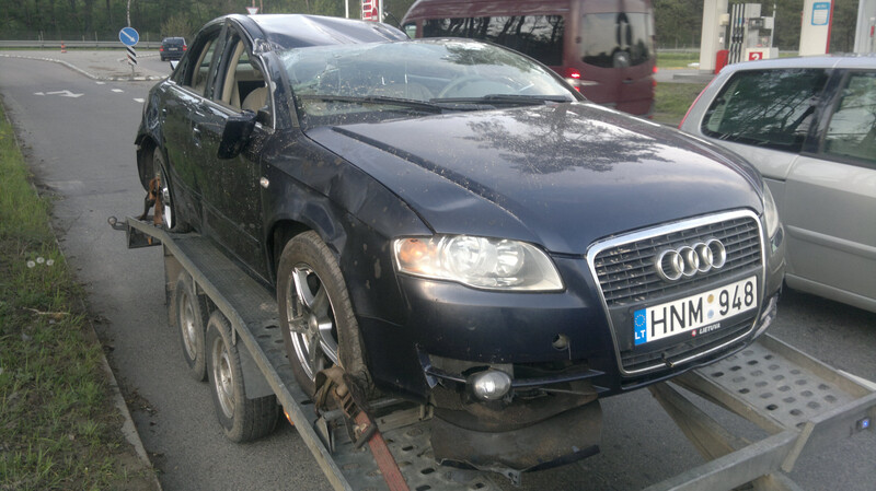 Nuotrauka 6 - Audi A4 B7 2.5tdi balta oda eur 2007 m dalys