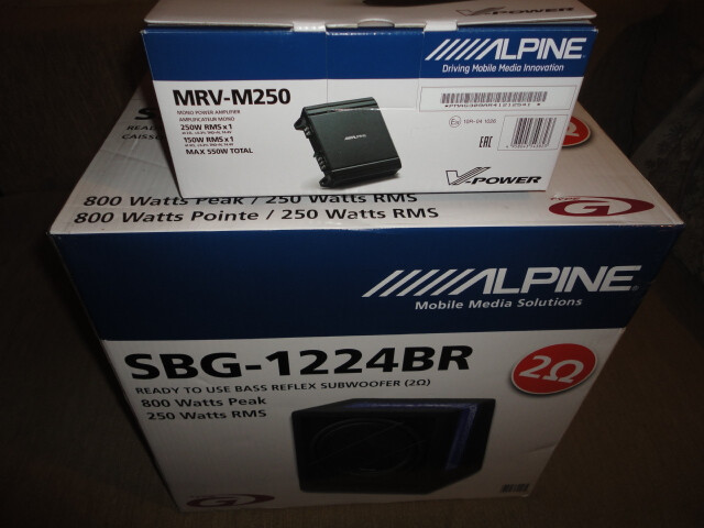 Photo 5 - Alpine swt-12s4 Subwoofer Speaker
