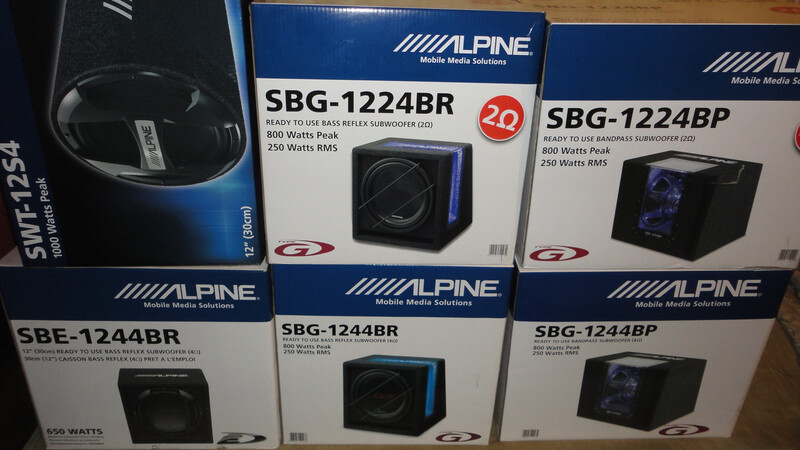 Photo 1 - Alpine swt-12s4 Subwoofer Speaker