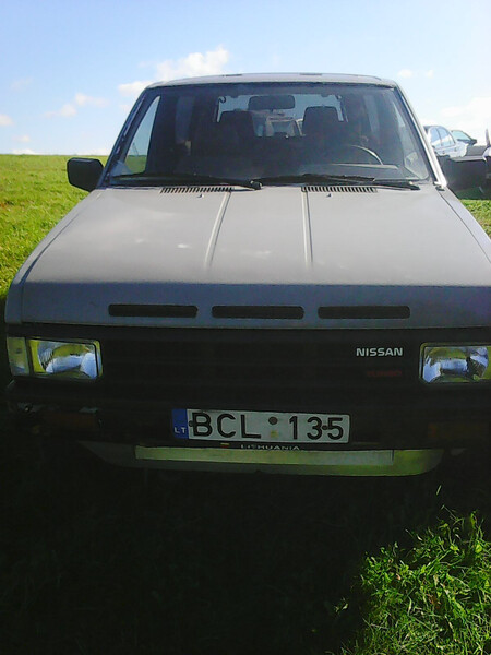Nissan Terrano I 1990 y parts