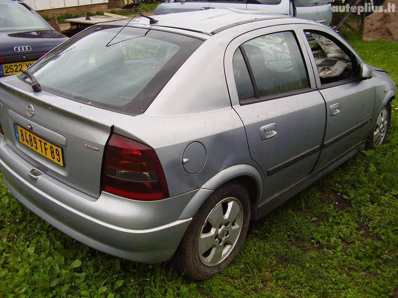 Opel Astra 2002 г запчясти