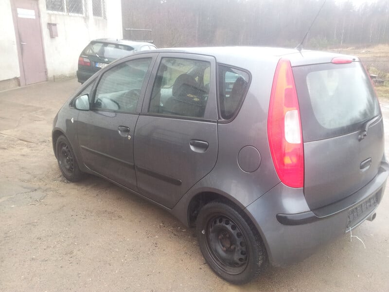 Photo 7 - Mitsubishi Colt Z30 2005 y parts