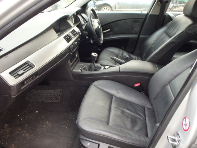 Photo 5 - Bmw 525 E60 2004 y parts