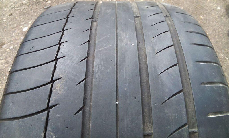 Фотография 1 - Michelin R18 летние шины для автомобилей