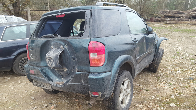 Photo 3 - Toyota Rav4 II 2001 y parts