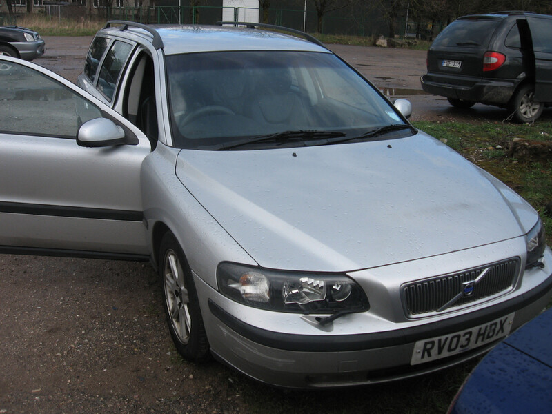 Nuotrauka 9 - Volvo V70 II 2002 m dalys