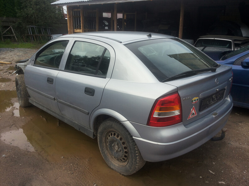 Opel Astra I 2001 m dalys