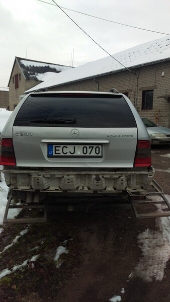 Nuotrauka 3 - Mercedes-Benz C 220 W202 1999 m dalys