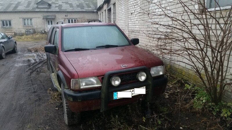 Opel Frontera A 1996 m dalys