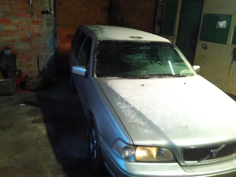 Photo 5 - Volvo V70 I 1999 y parts