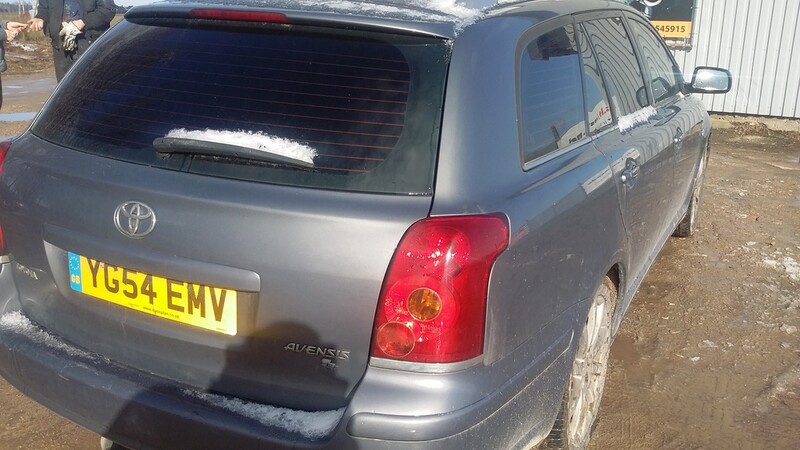 Photo 5 - Toyota Avensis II 2006 y parts