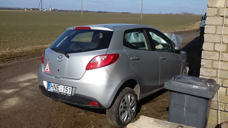 Nuotrauka 2 - Mazda 2 II 2010 m dalys