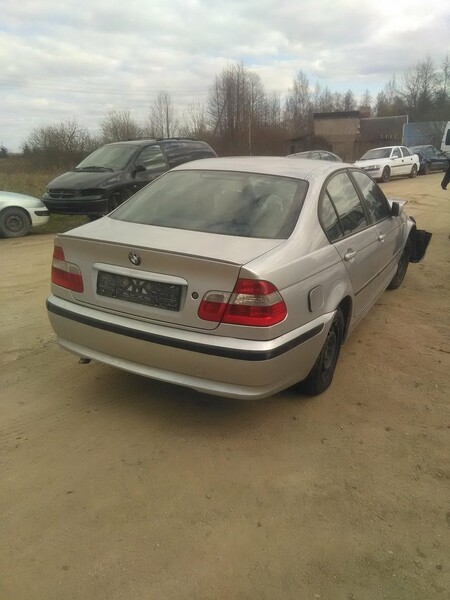 Photo 2 - Bmw 318 E46 2002 y parts