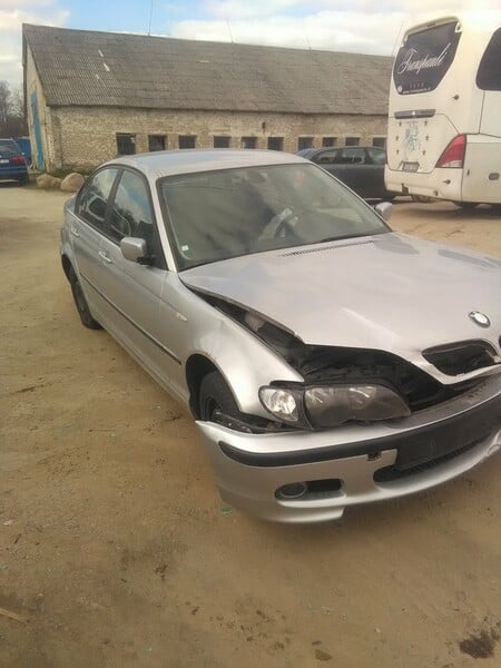 Photo 3 - Bmw 318 E46 2002 y parts