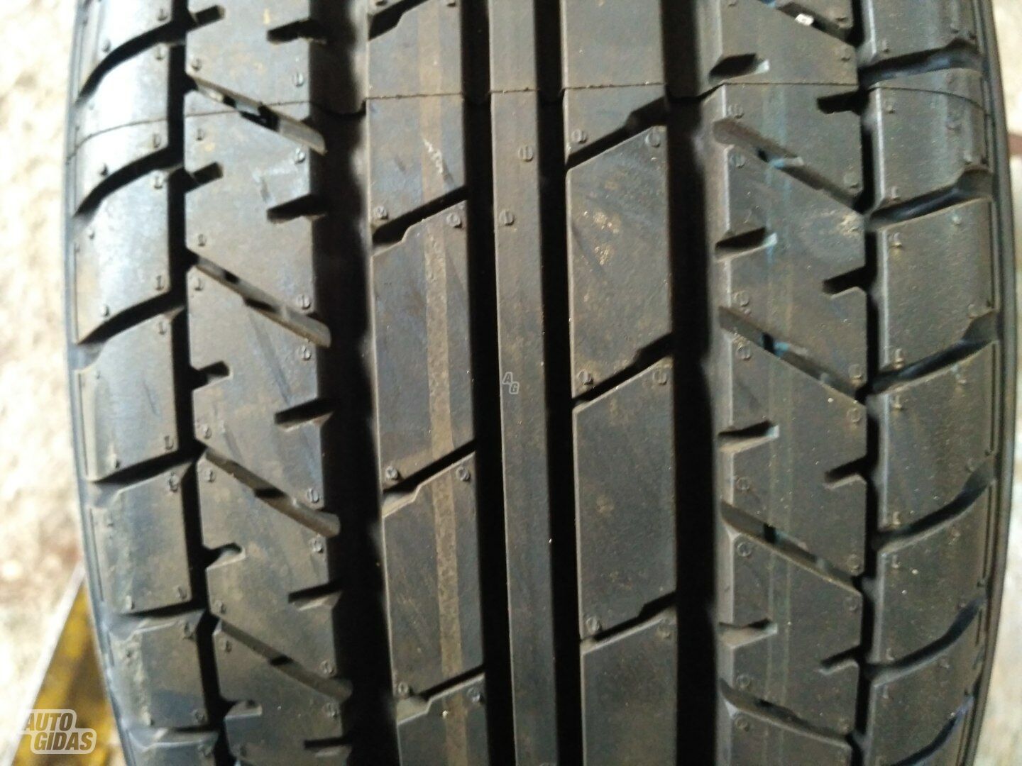R15 summer tyres passanger car