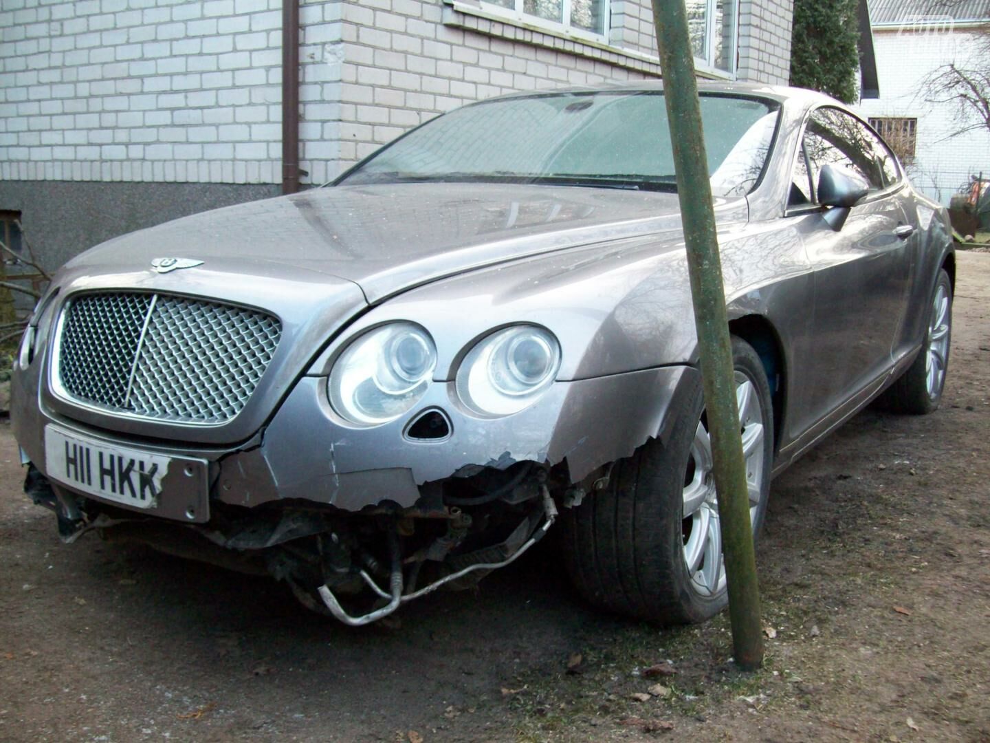 Bentley Continental 2004 г запчясти