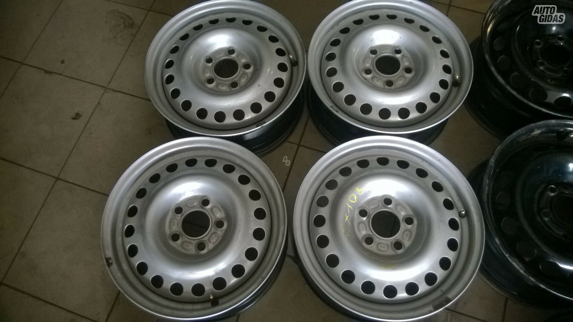 Transporter steel stamped R16 rims