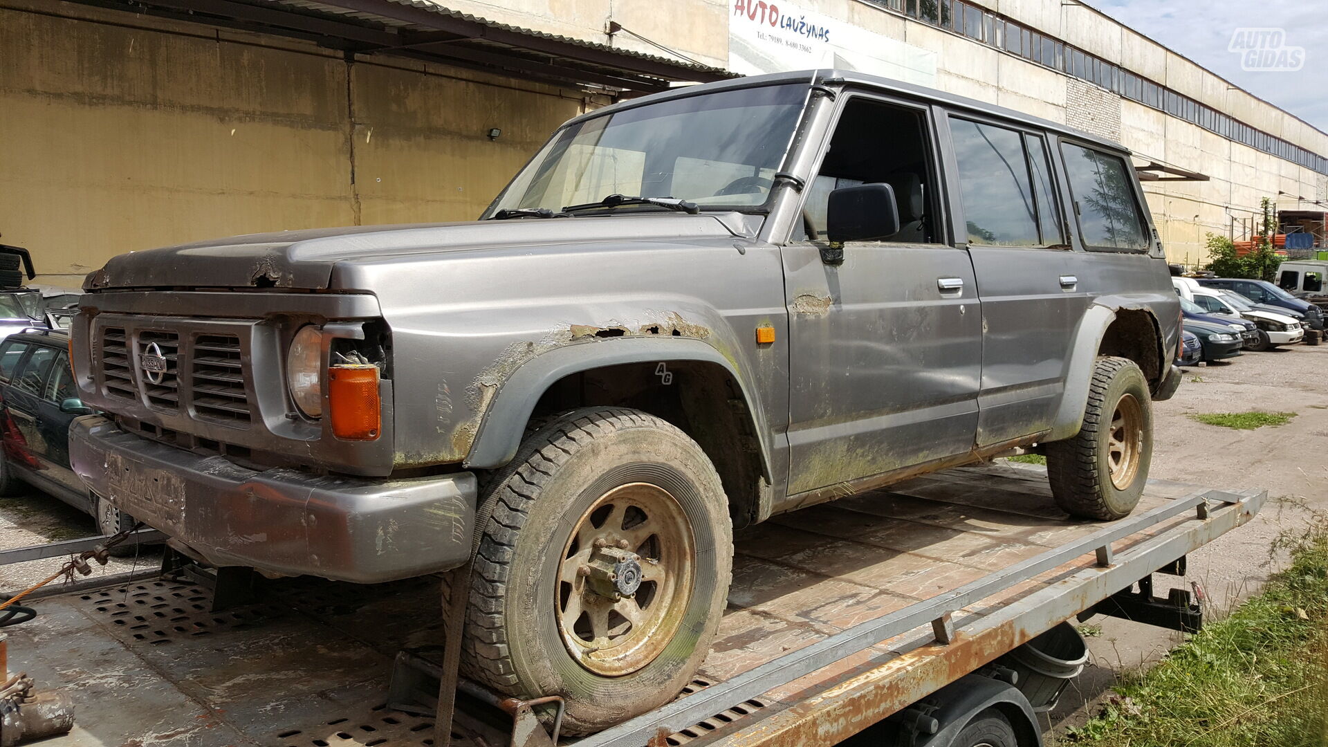 Nissan Patrol GR I Y60 85 kW 1991 y parts