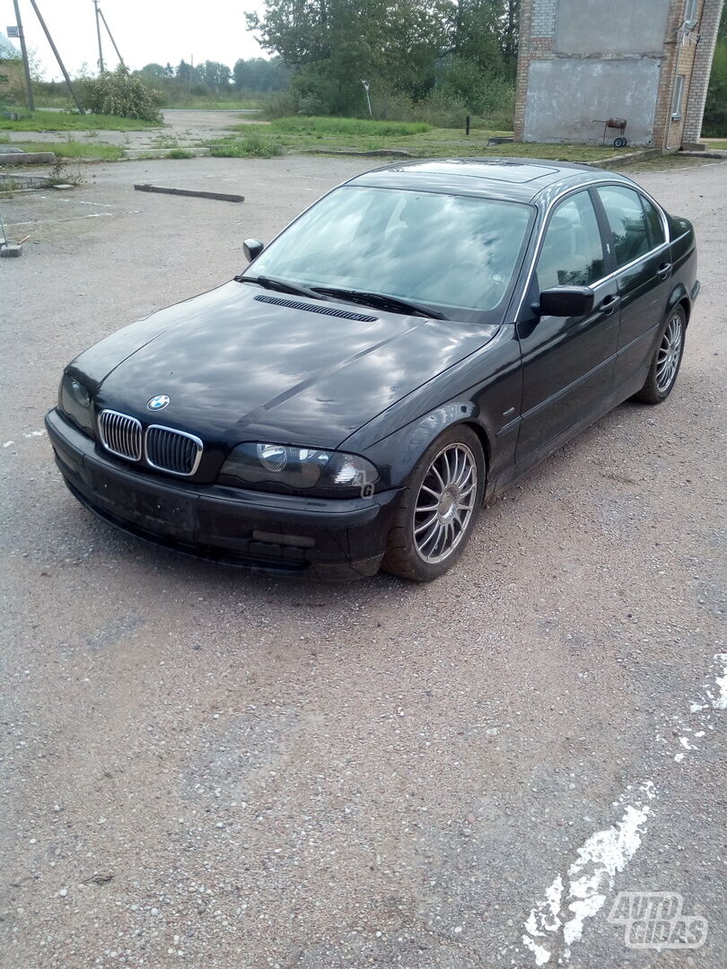 Bmw 323 E46 2000 m dalys