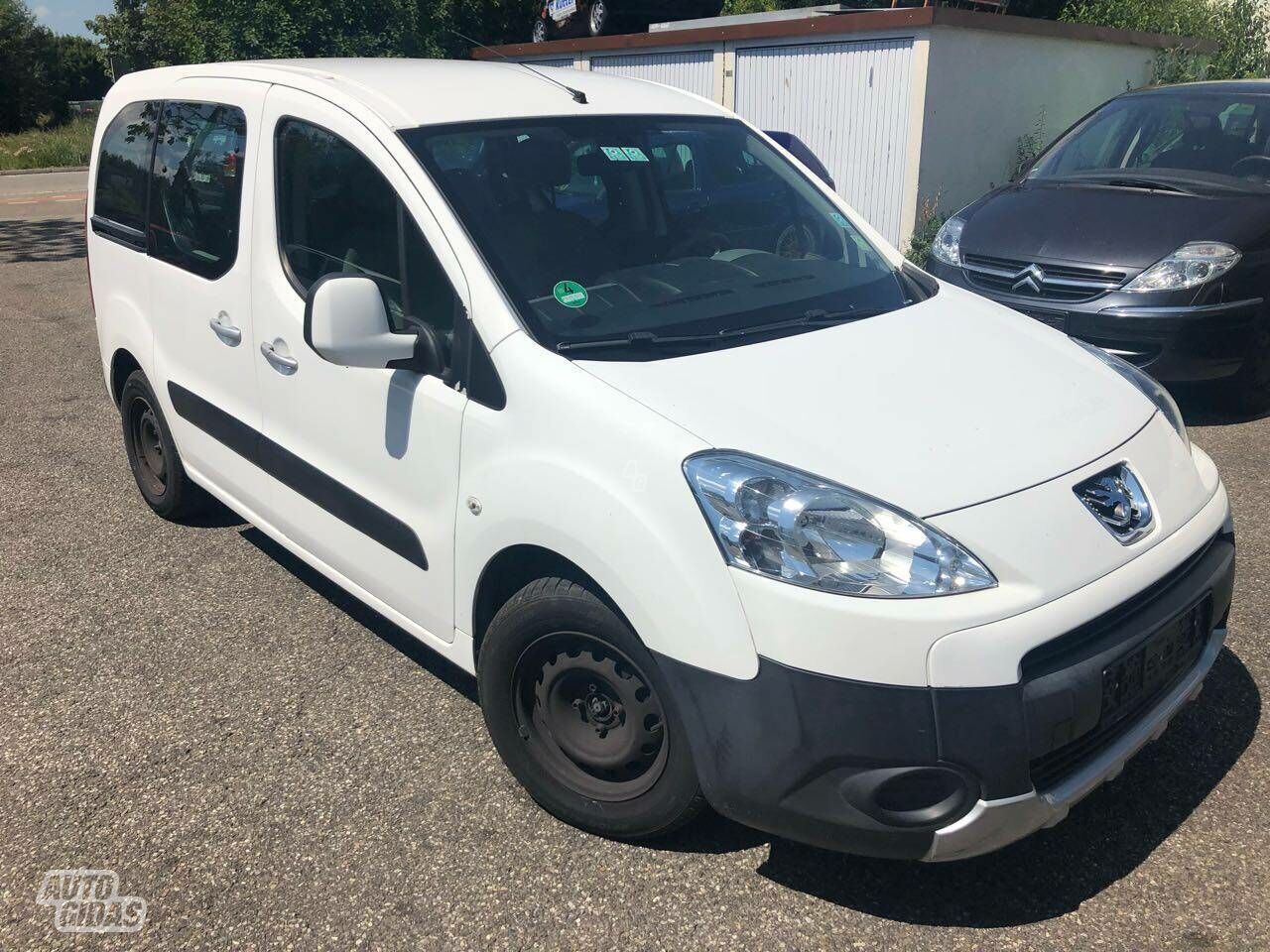 Peugeot Partner II (2008- ) 2010 г запчясти