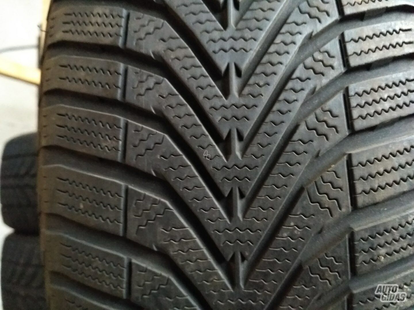 R15 universal tyres passanger car