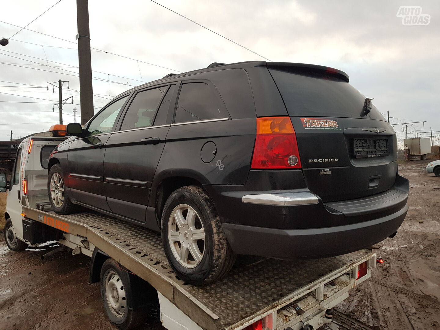 Chrysler Pacifica Limited 2006 m dalys