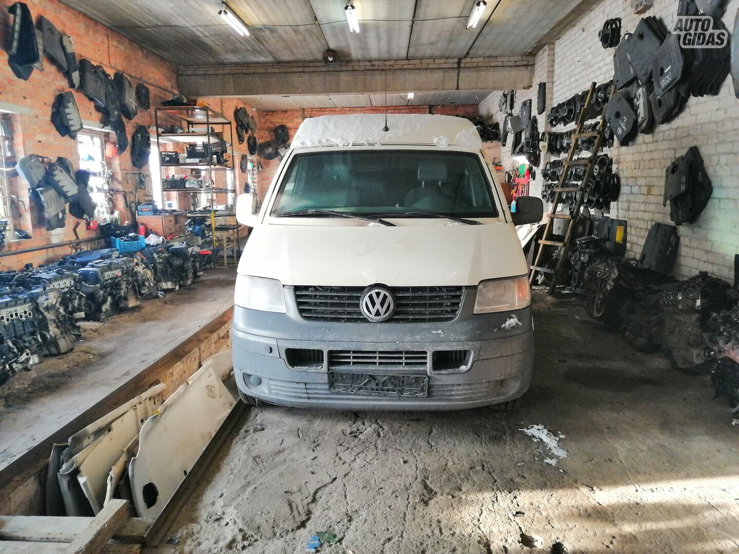 Volkswagen Transporter T1 2008 m dalys